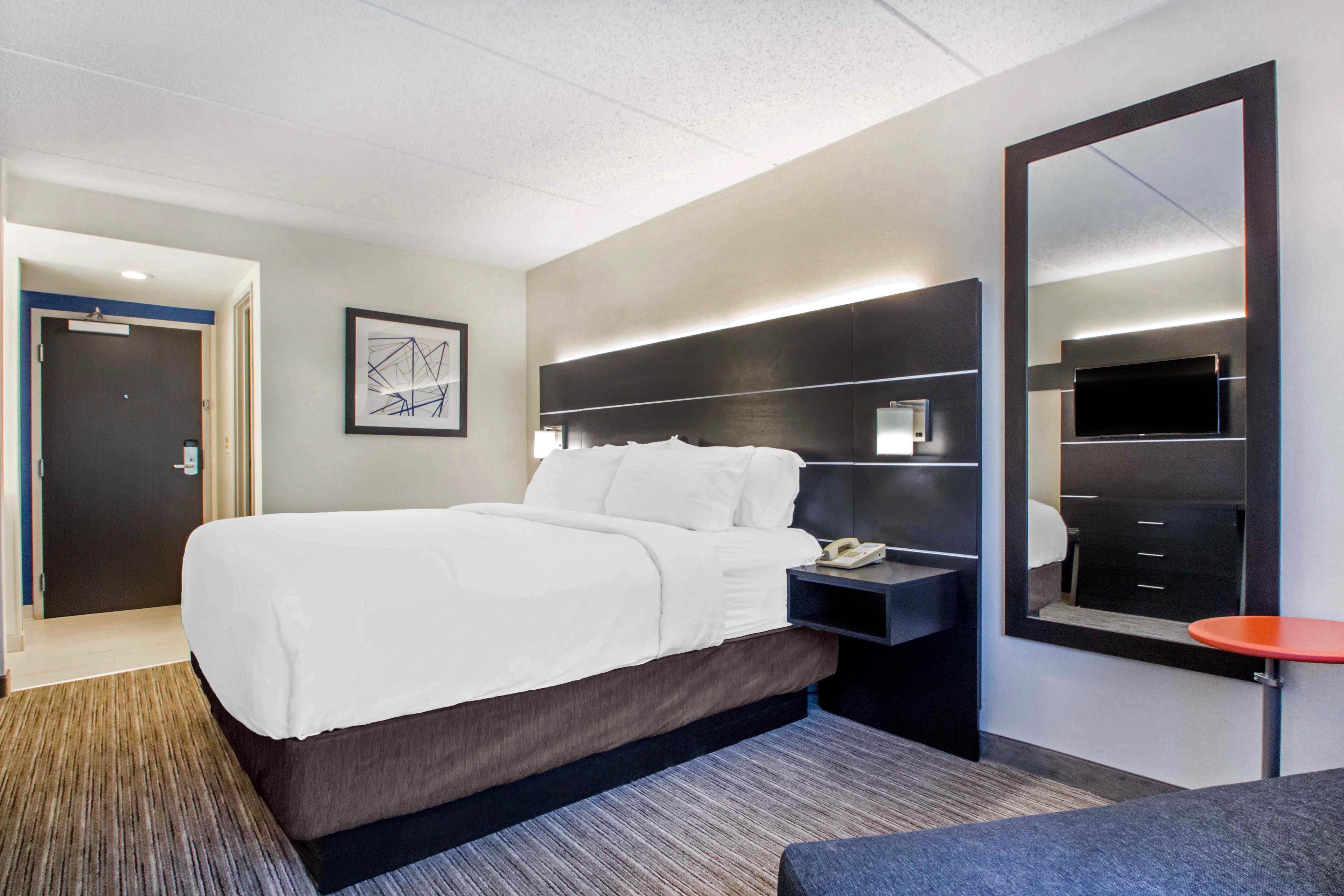 Holiday Inn Express & Suites - Albany Airport - Wolf Road By Ihg Ngoại thất bức ảnh