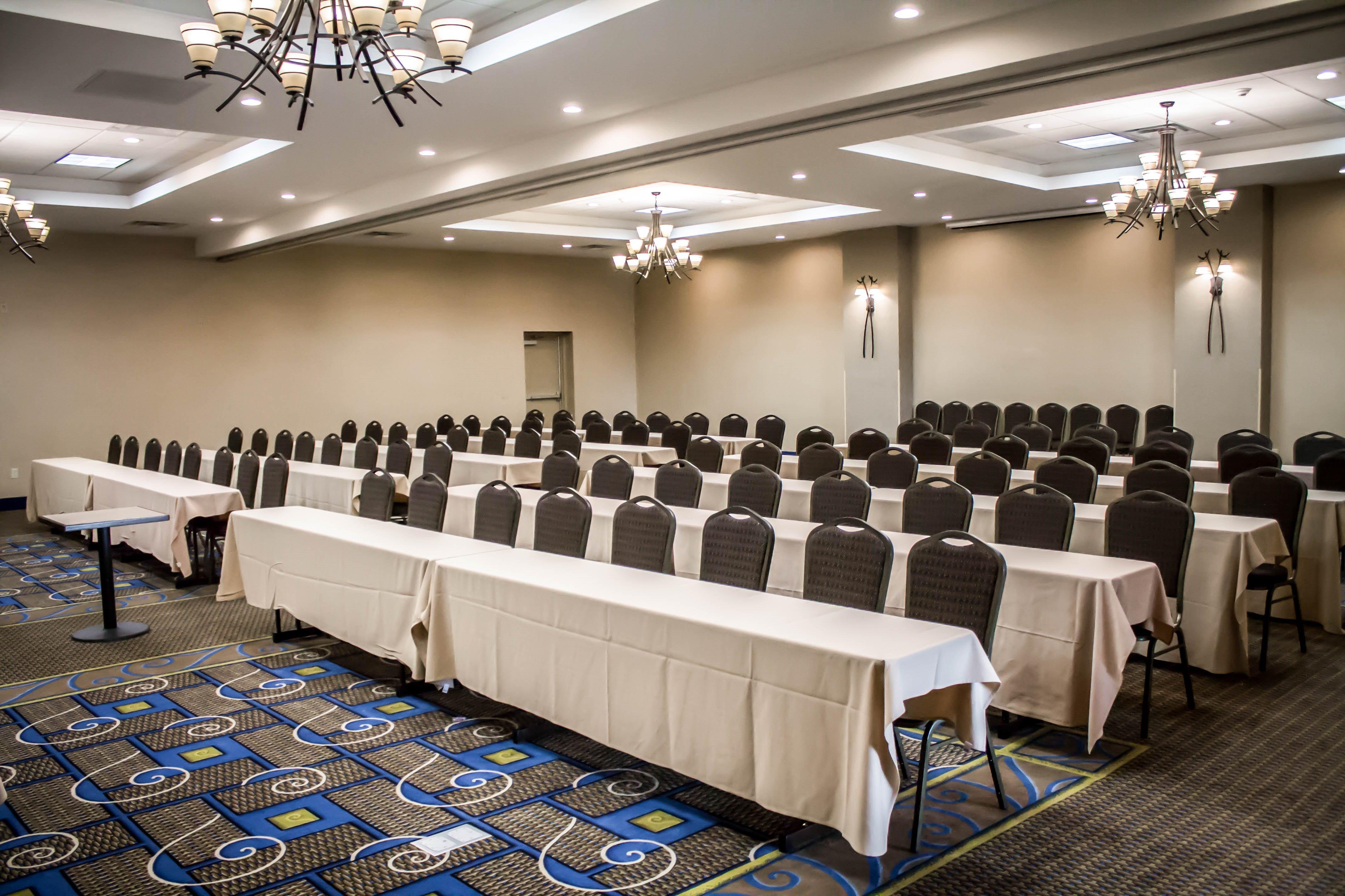 Holiday Inn Express & Suites - Albany Airport - Wolf Road By Ihg Ngoại thất bức ảnh