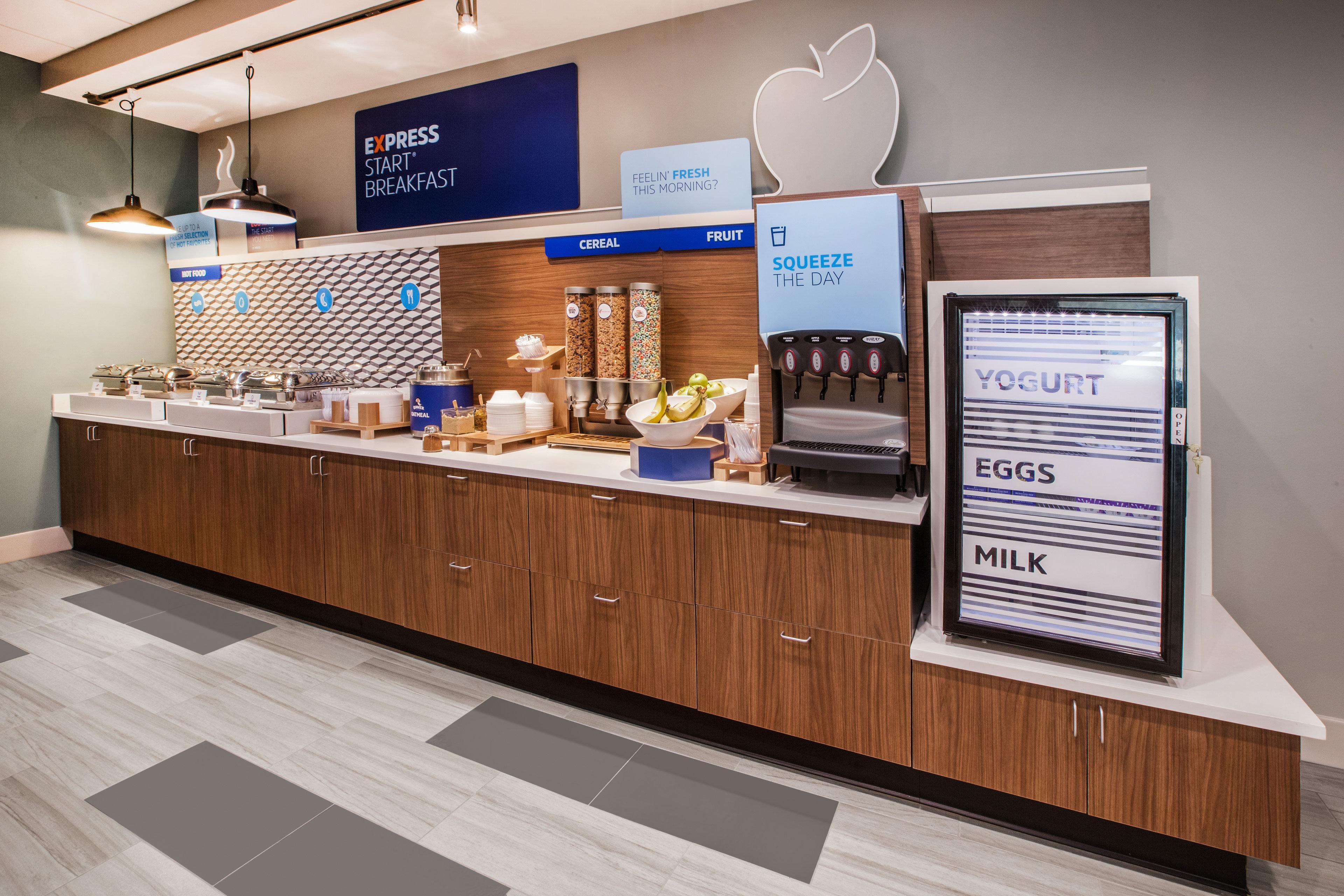 Holiday Inn Express & Suites - Albany Airport - Wolf Road By Ihg Ngoại thất bức ảnh