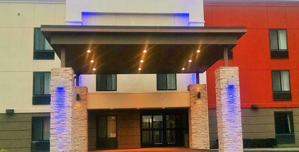 Holiday Inn Express & Suites - Albany Airport - Wolf Road By Ihg Ngoại thất bức ảnh